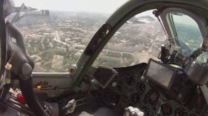 Су-25. Видео с камер Go-Pro из кабины пилота: взлет, полет, посадка