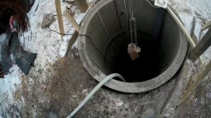 докопали колодец до хорошей воды а как избавится от верховодки с железом( 3день для жби )