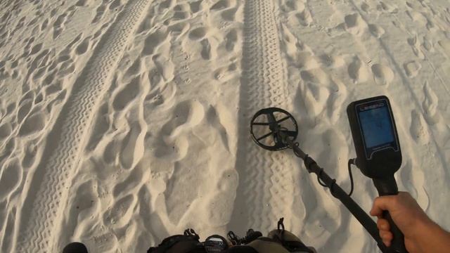 Nokta Makro The LEGEND Metal Detector | BEACH METAL DETECTING! | LIVE DIGGIN' FAST SWINGIN'! смотреть онлайн