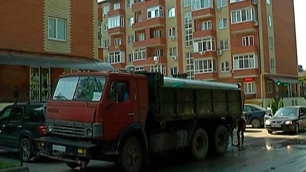 В поселок Краснодарский подвели новый трубопровод
