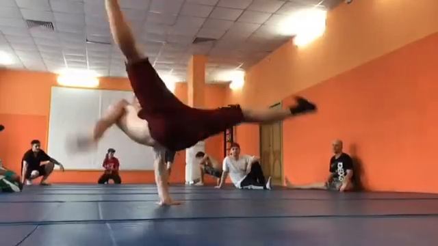 Брейк-данс в Новосибирске смотреть онлайн