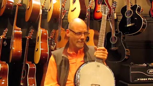 Gold Tone смотреть онлайн