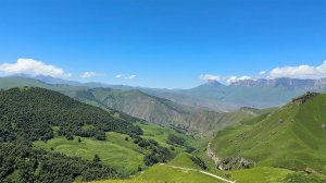 The sound of the Wind and the Crickets in the Summer Mountains