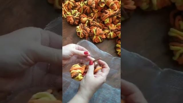Коврик из помпонов своими руками. смотреть онлайн