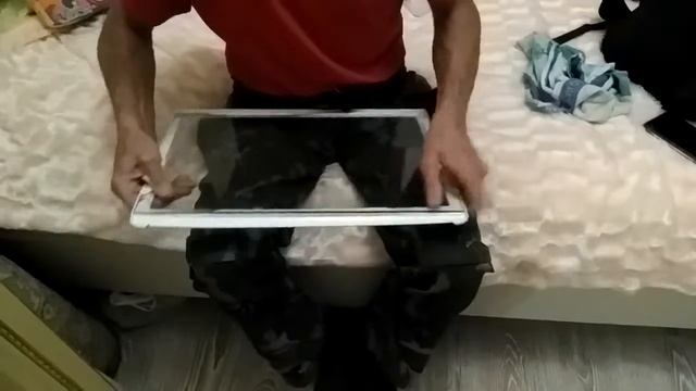 отделение стекла от рамки смотреть онлайн