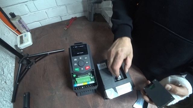 Установка частотного преобразователя и внешнего управления на сверлильный станок НС-12 смотреть онлайн