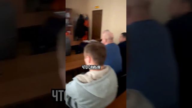 Первое действие при ожогах 1-ой степени и даже при второй, когда нет открытой раны