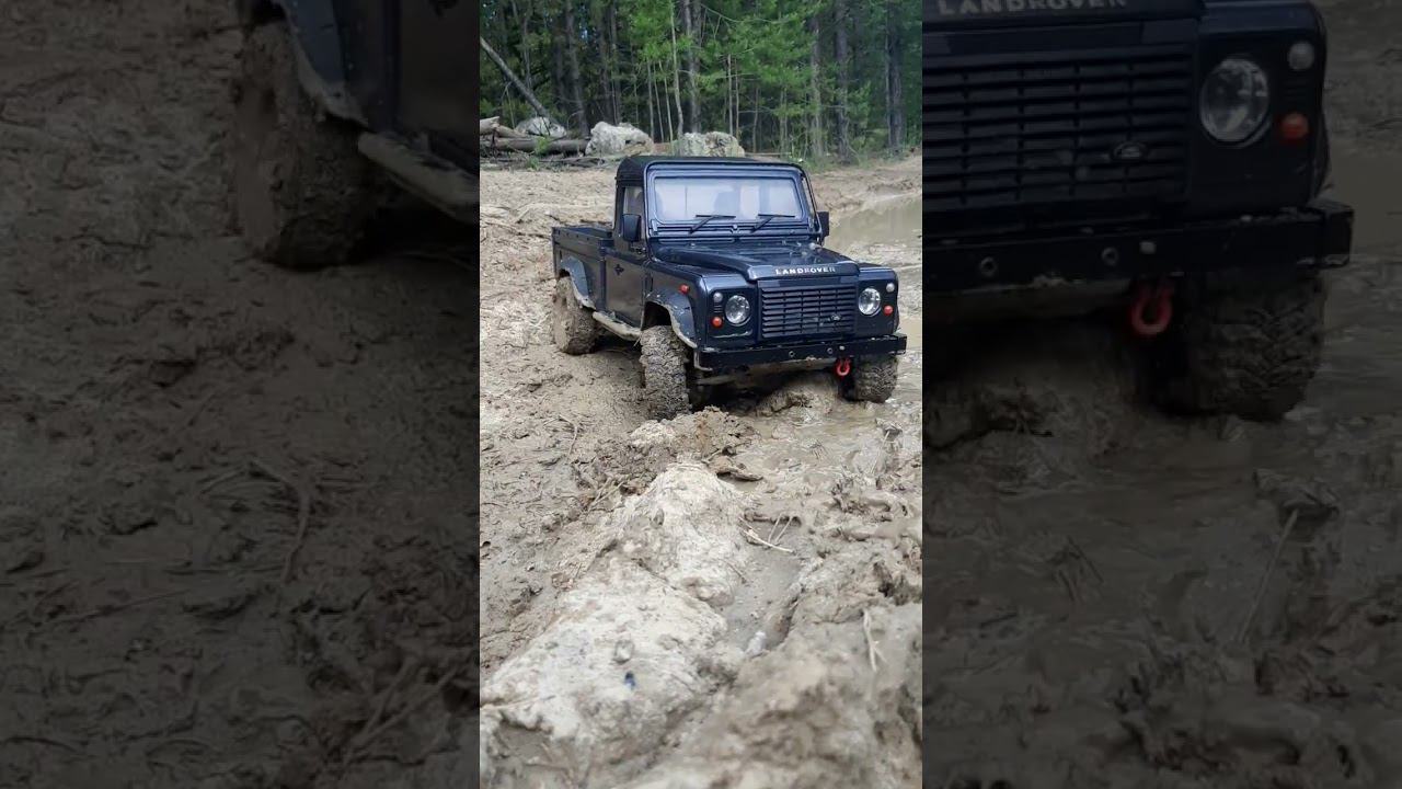 Defender pickup in the mud #offroad #rc #rcscale