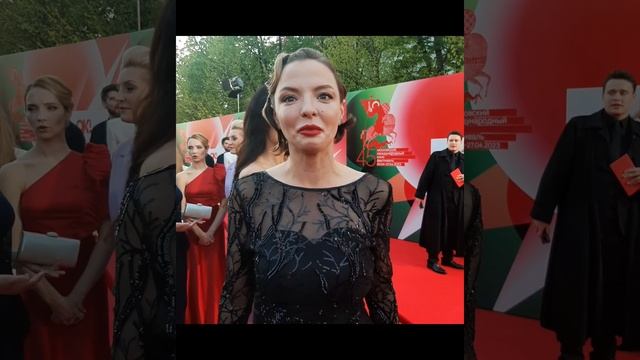 Муза Задорнова Орлова приехала в Россию за паспортами: детей оставила в Турции