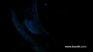 Через эндоскоп видно, что поршень стучит о головку цилиндров