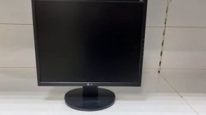 Монитор LG  L1953S