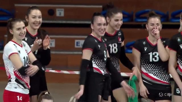 Julia Gerasimova Seduces The Coach))) / Юлия Герасимова соблазняет тренера)))