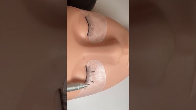 Как сделать идеальное направление #наращиваниересниц #lashextensions #2д #3д