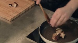 Ризотто с белыми грибами и белым вином