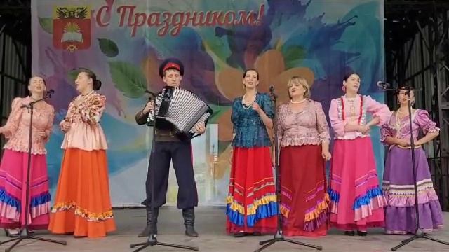 "Черёмуха" - вокальный ансамбль "РОССИЯНОЧКА"