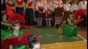 Танец джентельменов-садовников и королев цветов