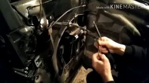 Как снять заменить  замок передней двери MERCEDES W 211demontaz zamiana zamka drzwi przod!