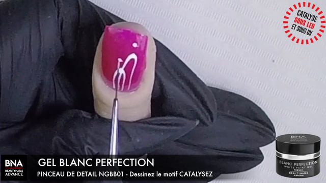 VERNIS PERMANENT PETUNIA GIRL - MANUCURE TUTO NAIL ART TRES FACILE ♡ - Diseño de uñas facil смотреть онлайн