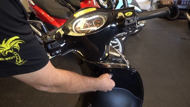 SunShine Scooters: Rental Equipment Functions смотреть онлайн