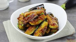 Соус задаёт вкус. 
БАКЛАЖАНЫ В ПИКАНТНОМ СОУСЕ