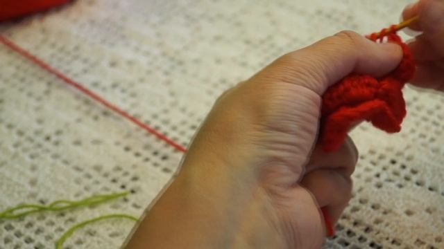 Красивый обьемный цветок с листиками - Crochet flower (узор#81) смотреть онлайн