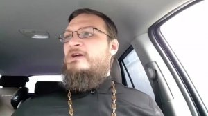 Можно ли в храме  читать молитвослов? Священник Антоний Русакевич