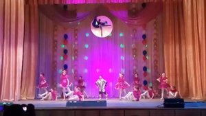 Танцы моей сестры Робот Бронислав
