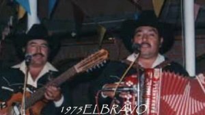 CARLOS Y JOSE "Corrido De Chico Fuentes"