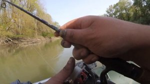 Рыбалка на реке Кубань.ловля карася с лодки.