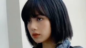 LISA - ' THRONE ' MV | LLOUD | LALISA MANOBAN