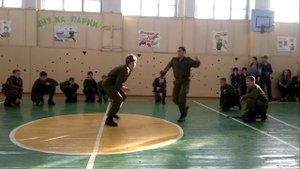 Показательные выступления Центра "Спецназ" в Арсеньевской школе №10 - 22 февраля 2014 года