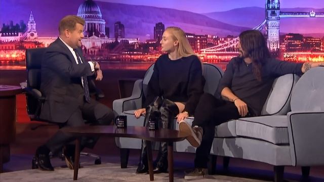 Sophie Turner Spits Pure Eminem Fire #LateLateLondon