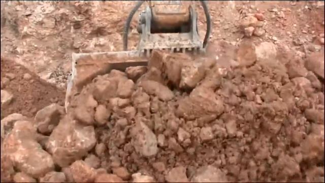 Ковш дробильный Simex CBE на экскаватор смотреть онлайн