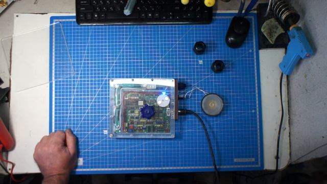 Minelab Sovereign гермобокс с магнитными муфтами переменных резисторов . смотреть онлайн