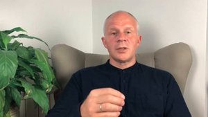 Егор Бахотский. Как играть с ребенком. Что не стоит делать в игре понарошку.
