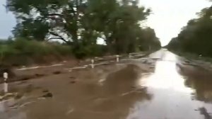 Около 300 метров трассы Буденновск-Благодарный затопило из-за ливня