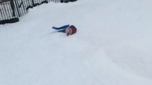 УПАЛА С ЛЕДЯНКИ НА ГОРКЕ/ОЧЕНЬ БОЛЬНО