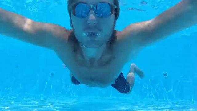 Что делать, когда потерял очки в бассейне/ Съемки под водой смотреть онлайн