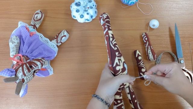 СЕДЬМОЙ УРОК ПОШИВА ЖИРАФА ТИЛЬДА? смотреть онлайн