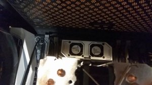 Вентиляторы на радиаторе VRM материнской платы HUANANZHI X99 TF через 4-4,5 месяца работы