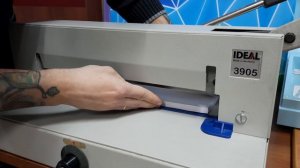 Гильотинный резак для бумаги Ideal 3905