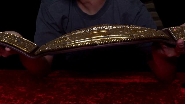 Reviewing the New Big Gold World Heavyweight Championship (Shoprine) Replica from the WWE Shop