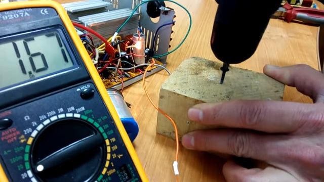 Питание шуруповёртов 12v, 16v, 18v компьютерным БП, с небольшими доработками часть1, и много напря смотреть онлайн