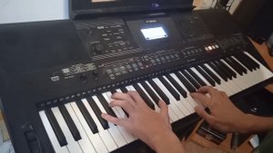 KAZKA - Плакала,  на синтезаторе YAMAHA PSR E 463