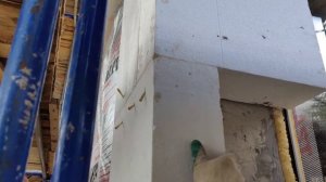 Приклейка пенопласта ППС16ф на кривые стены из железобетона, раскрываем секреты выравнивания фасадо
