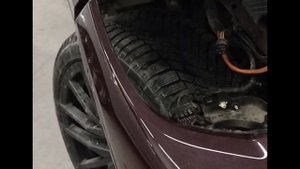 BMW X 5 G05 чистка стекла с внутренней стороны, детейлинг внутренних деталей