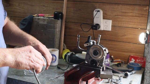 How to save money | Fuel filter change Prado 150 смотреть онлайн