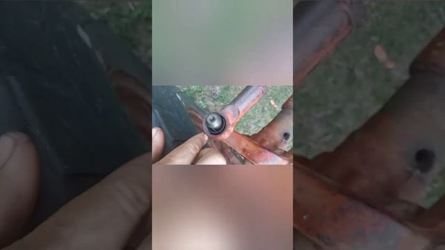 Замена наконечника рулевой тяги на Т-25 смотреть онлайн