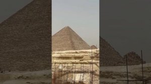 The Great Pyramids & Sphinx in Giza