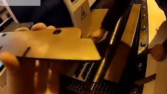 оптоволоконный  станок лазерной резки 500 Вт стройстанкомаш смотреть онлайн